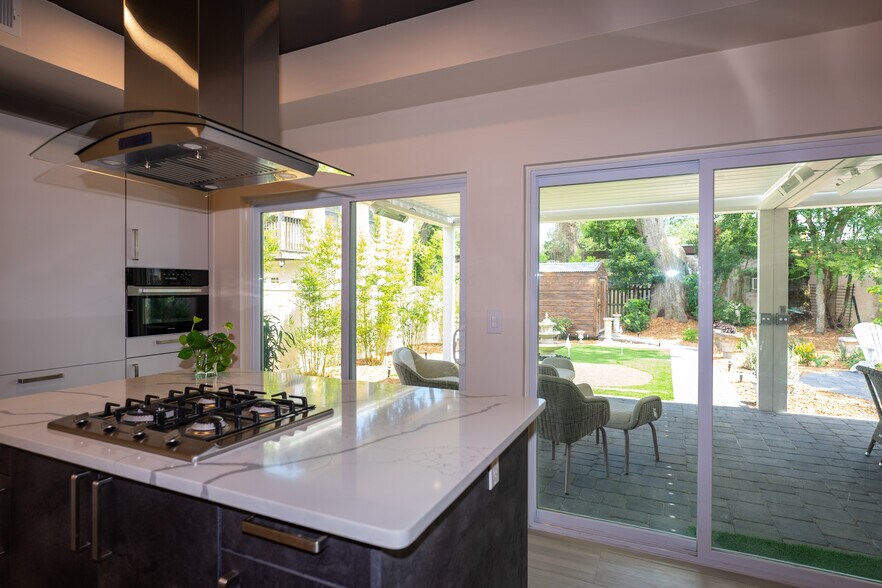 More Photos Of 33 Old Mission Ave, Saint Augustine Specialty For Sale
