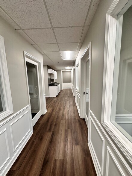 More Photos Of 11111 Hall Rd, Shelby Township Office For Lease