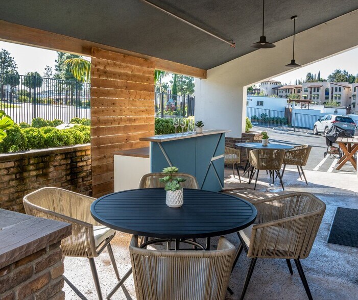 More Photos Of 170 Eucalyptus Ave, Vista Coworking Space