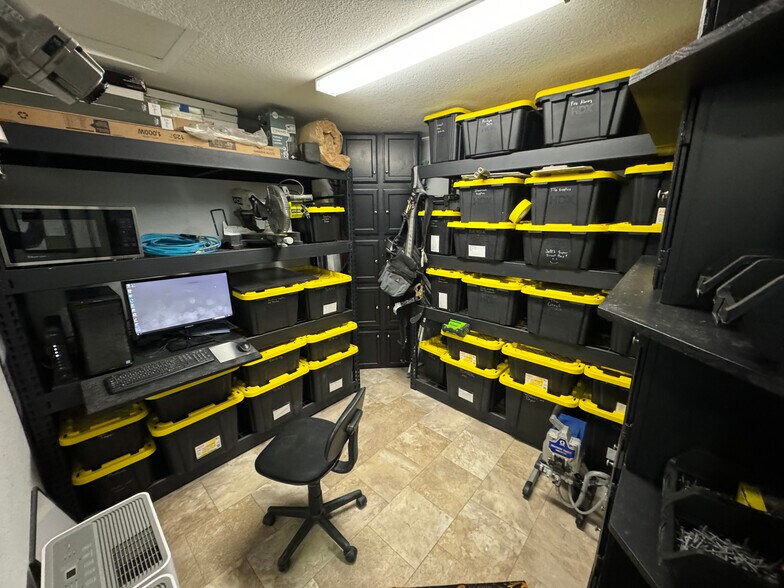 More Photos Of 820 32nd St, Bellingham Apartments For Sale