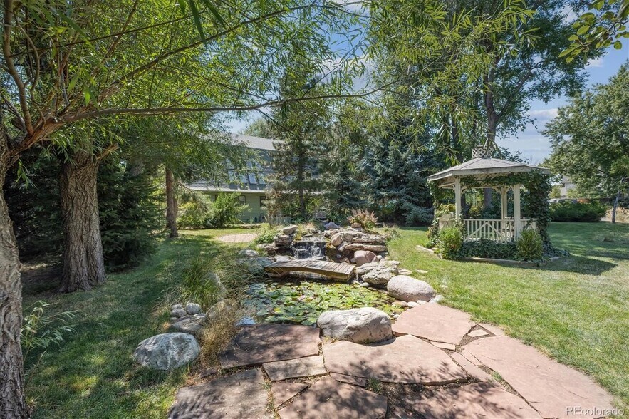 More Photos Of 9000 W Jewell Ave, Lakewood General Retail For Sale