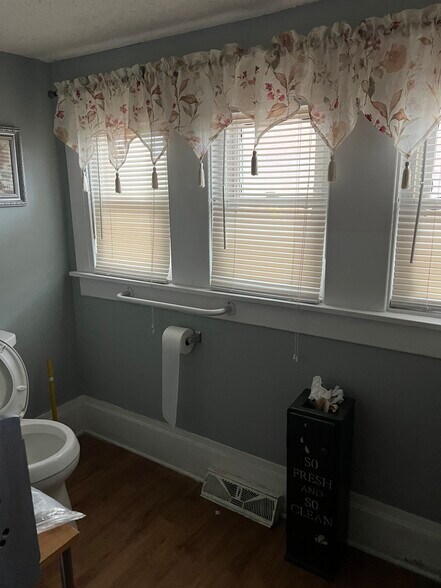 More Photos Of 2305 Genesee St, Utica Office For Sale