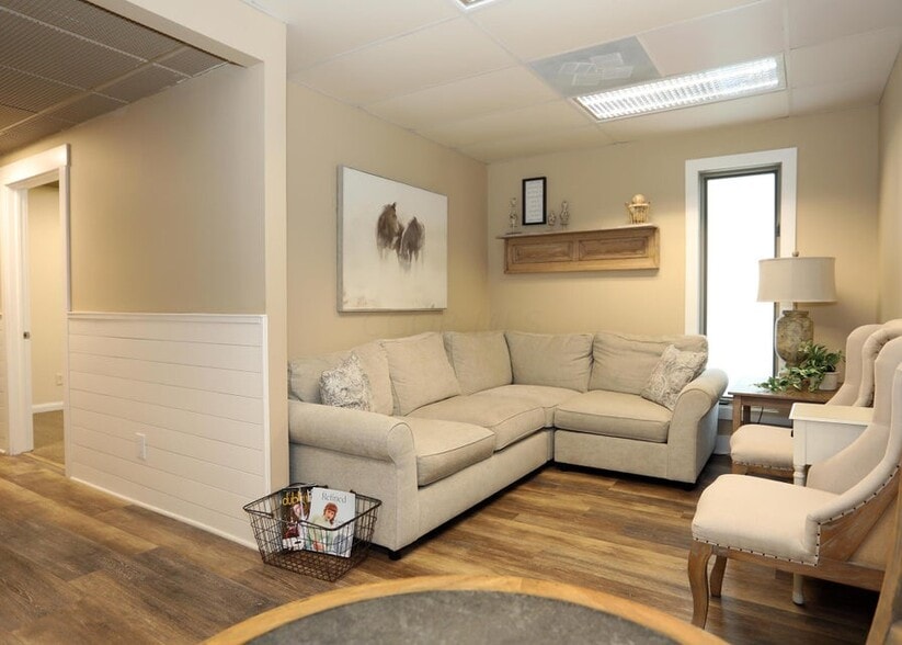 More Photos Of 5182 Blazer Pky, Dublin Office For Sale