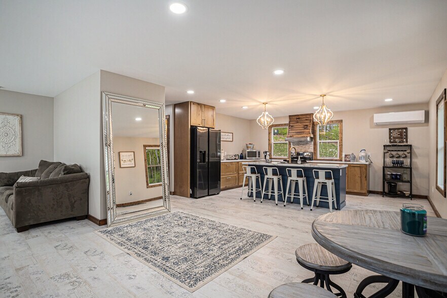 More Photos Of 15165 Main St, Buchanan Theater Concert Hall For Sale