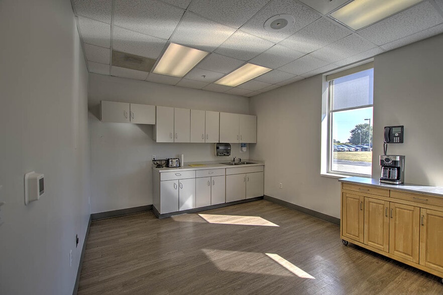 More Photos Of 2120 N 27th St, Decatur Rehabilitation Center For Sale