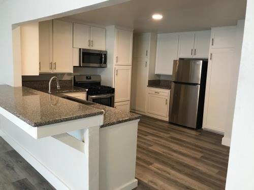 More Photos Of 200 E Wakefield Ave, Anaheim Apartments For Sale