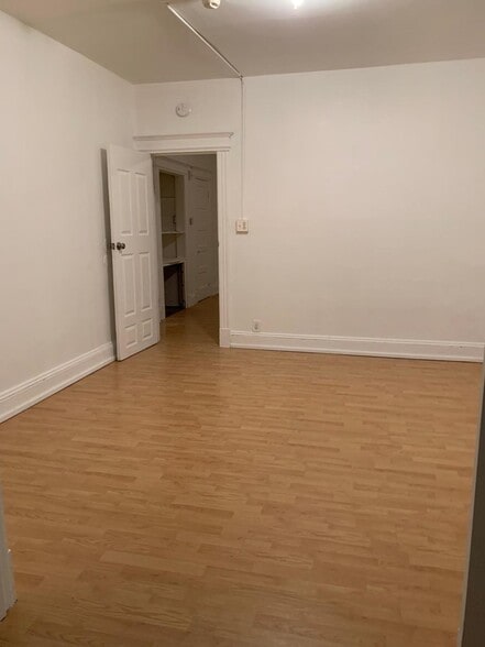 More Photos Of 27-29 Bond St, Hartford Apartments For Sale