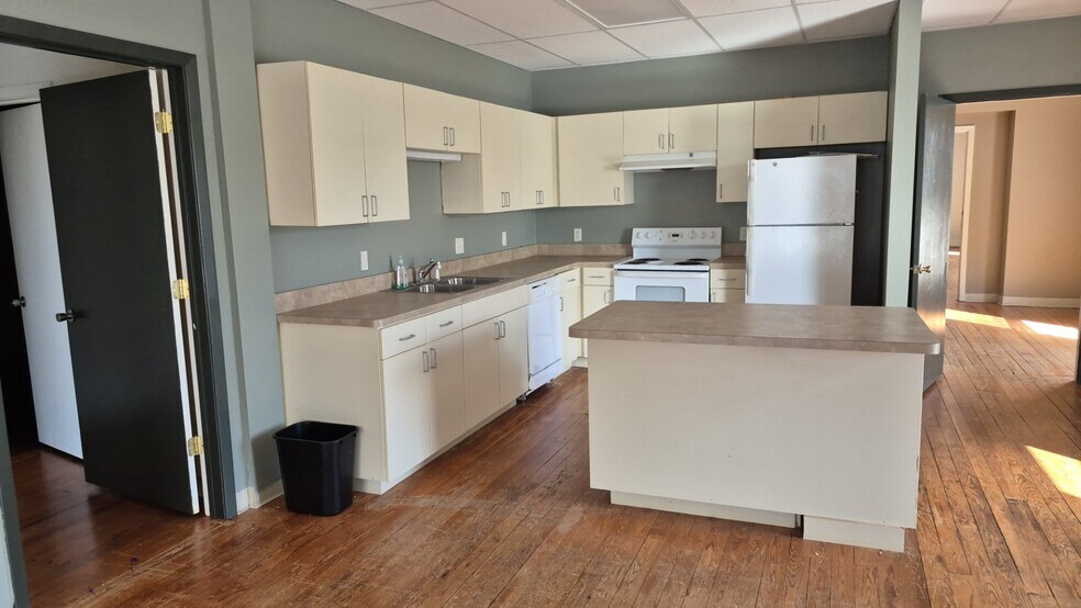 More Photos Of 146 George st, Mount Ida Office Residential For Sale