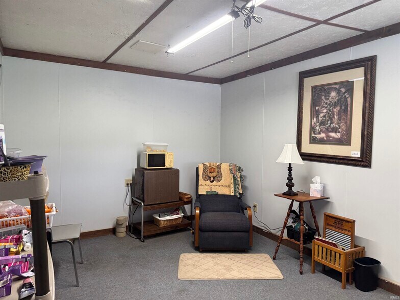 More Photos Of 2900 IN-64, Princeton General Retail For Sale