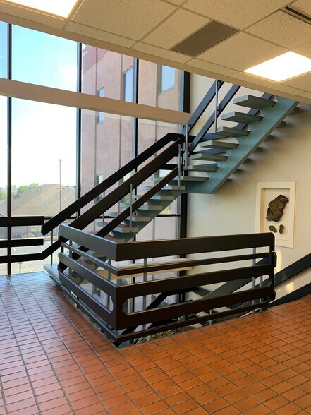 More Photos Of 9101 Pearl St, Thornton Medical For Lease