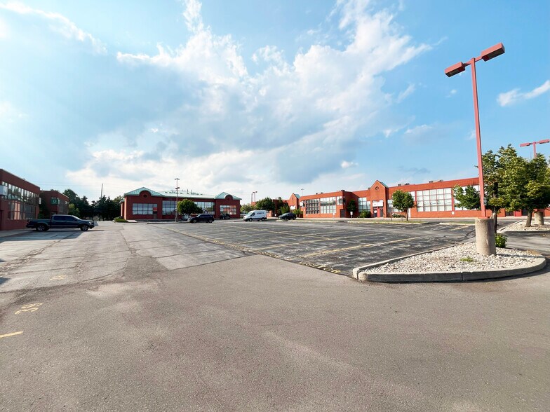 More Photos Of 5100 S Service Rd, Burlington Office For Lease