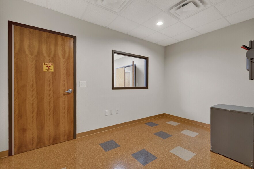 More Photos Of 936 TX-123 Hwy, Seguin Medical For Lease