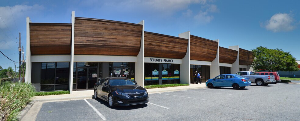 More Photos Of 2800 W 70th St, Shreveport Flex For Lease