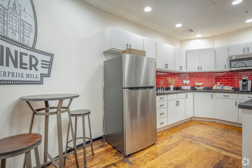 More Photos Of 1450 Greene St, Augusta Unknown For Lease