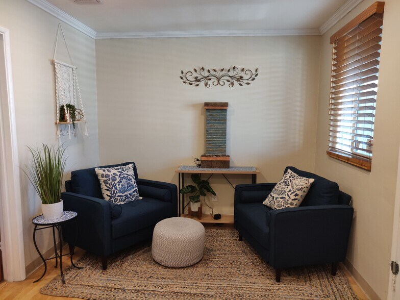 More Photos Of 4533 College Ave, San Diego Medical For Lease