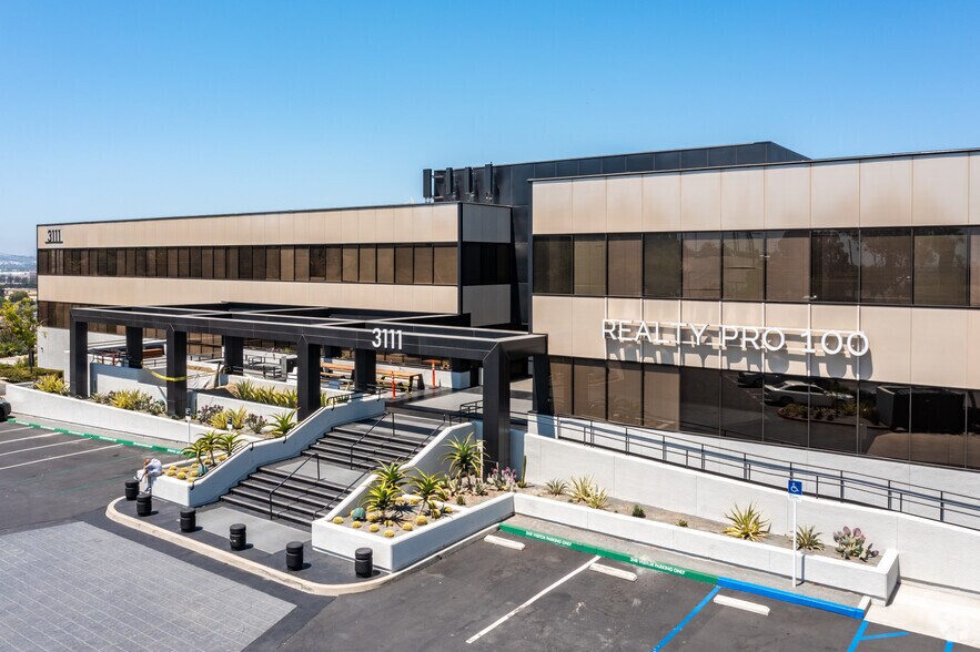 More Photos Of 3111 N Tustin Ave, Orange Office For Lease