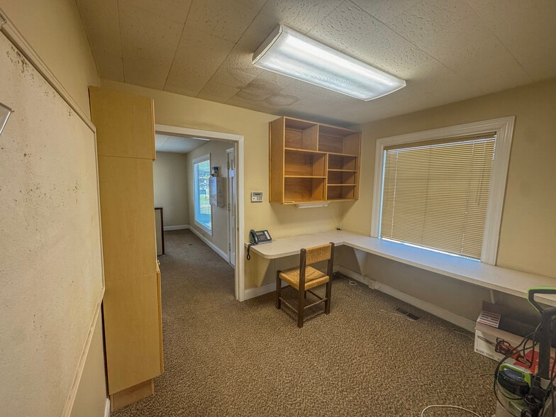 More Photos Of 3016 Ambrose Ave, Nashville Office Residential For Lease