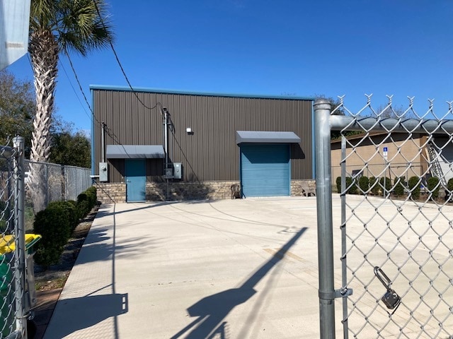 Primary Photo Of 127 SW Irwin Ave, West Melbourne Warehouse For Sale