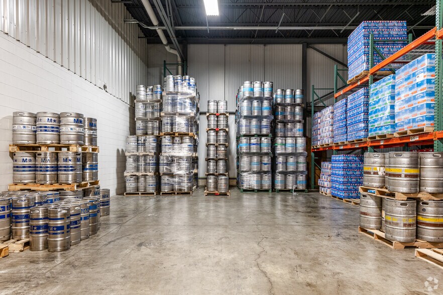 More Photos Of 5900 Pennsylvania Ave, Maple Heights Distribution For Lease