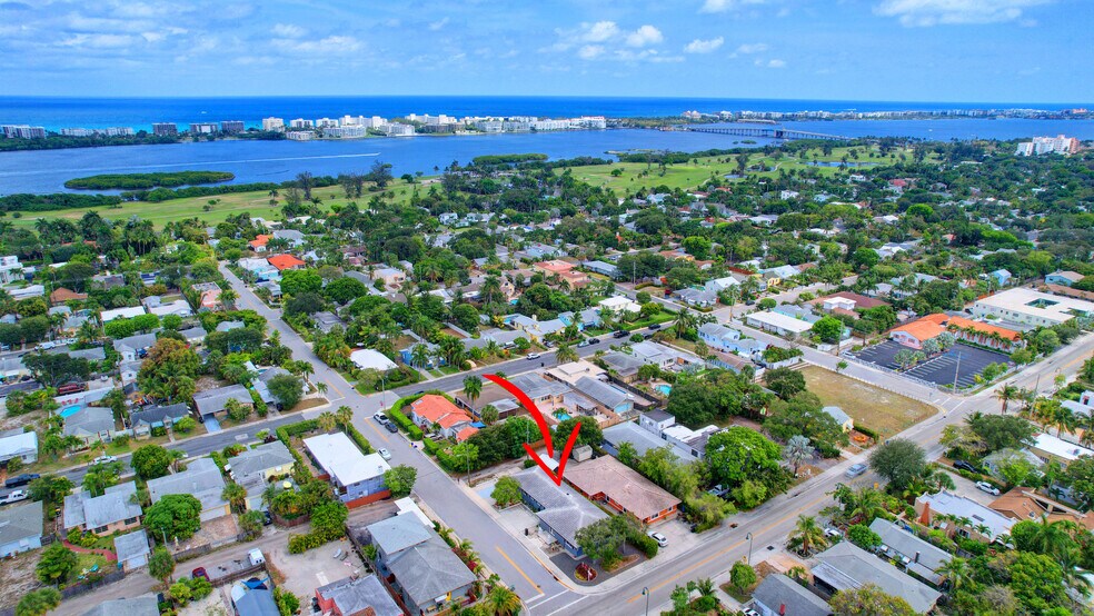 More Photos Of 830 N Federal Hwy, Lake Worth Office For Lease
