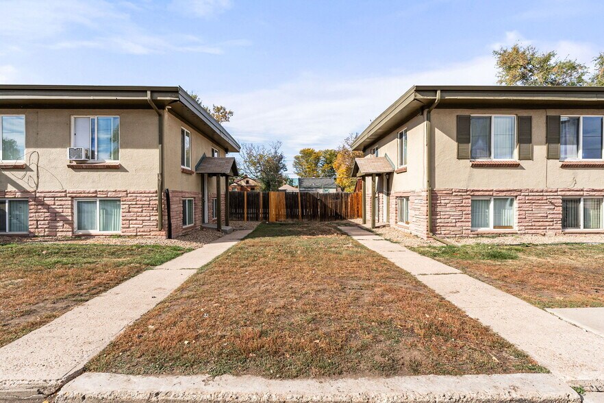 More Photos Of 1435 Depew St, Lakewood Apartments For Sale