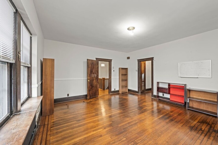 More Photos Of , Staten Island Specialty For Sale