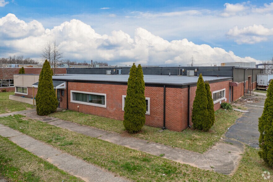 Primary Photo Of 275 Welton St, Hamden Manufacturing For Lease