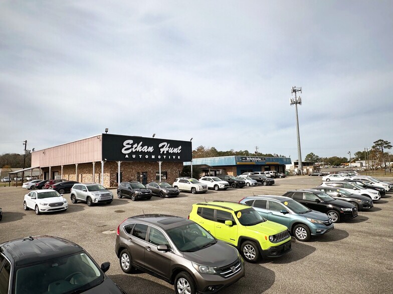 Primary Photo Of 90 Schillinger Rd S, Mobile Freestanding For Sale