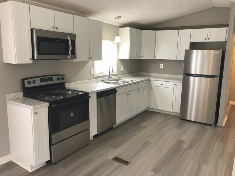 More Photos Of , Winder Multifamily For Sale