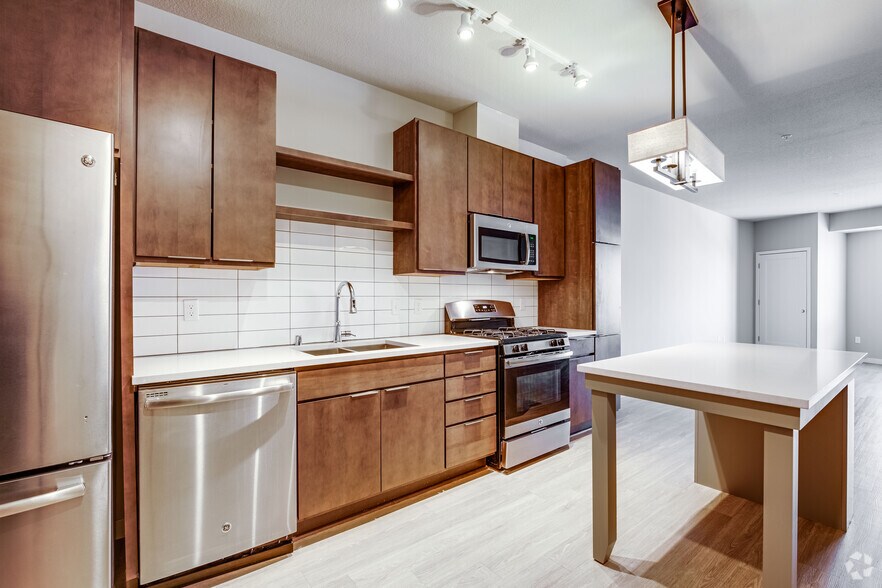 More Photos Of 10 2nd St SE, Minneapolis Apartments For Lease