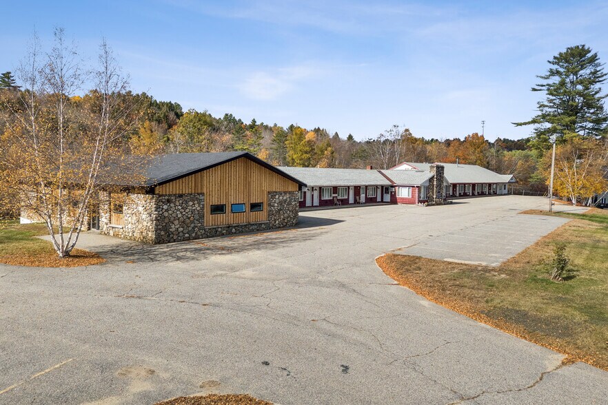 More Photos Of 1132 S Main St, Bryant Pond Hotel For Sale