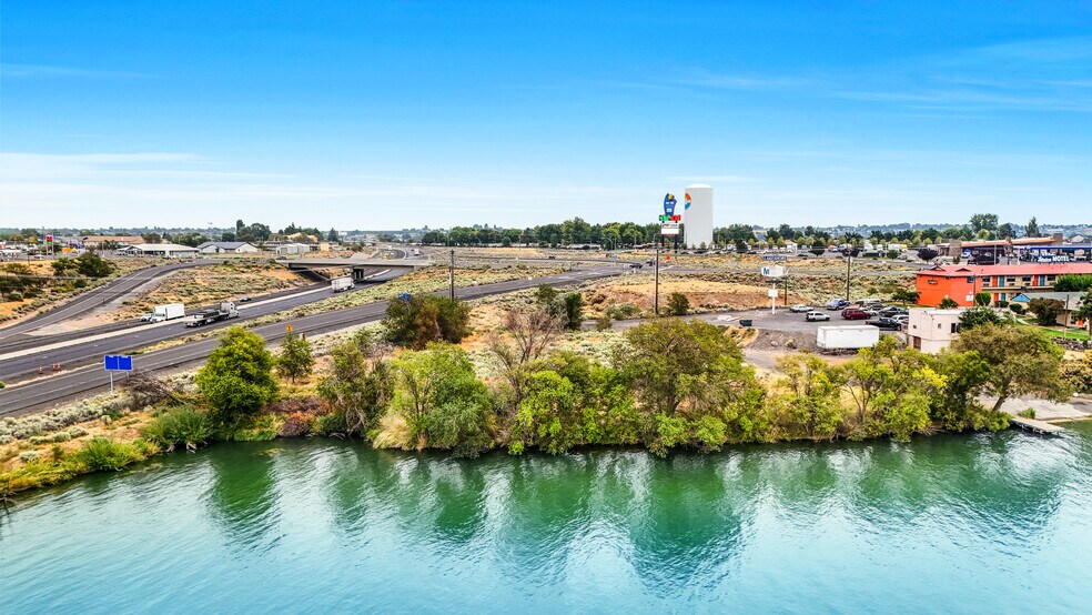 More Photos Of NNA NNA West Lakeshore Court Ct, Moses Lake Land For Sale