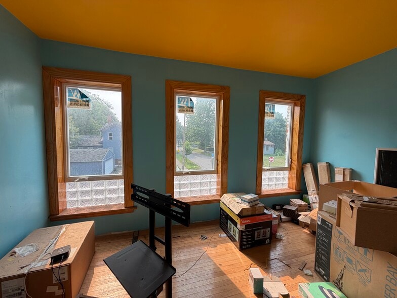More Photos Of 230 Reynolds St, Rochester Flex For Sale
