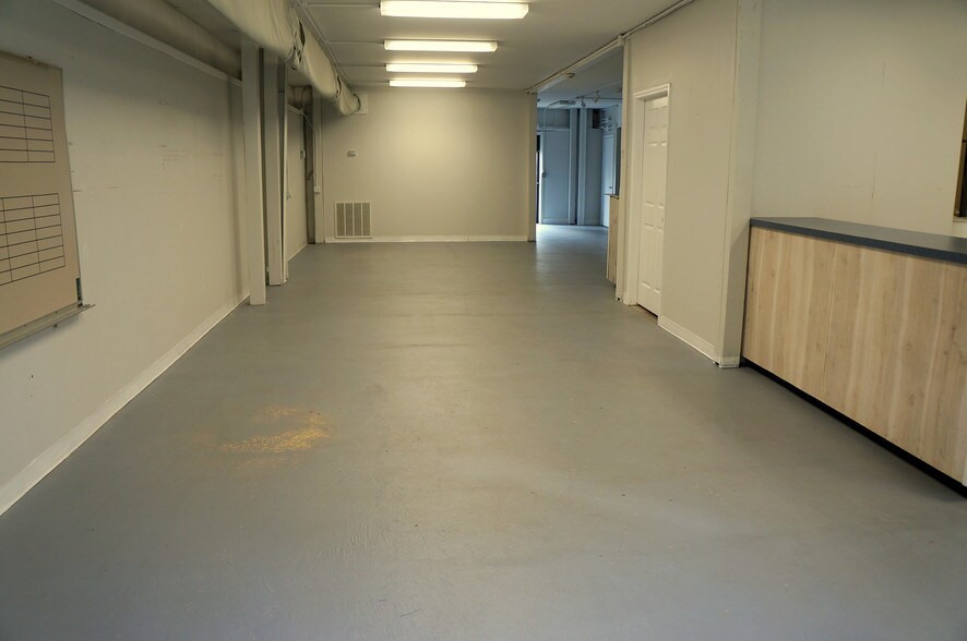 More Photos Of 1970 Surgi Dr, Mandeville Loft Creative Space For Lease