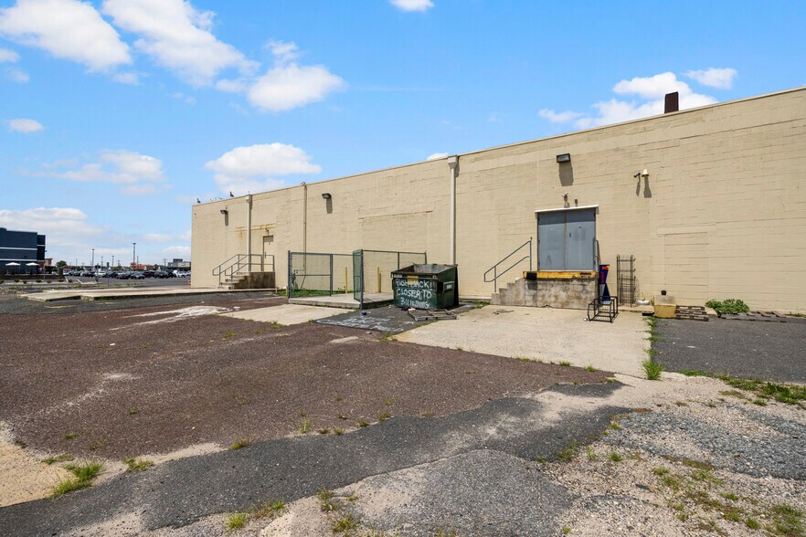 More Photos Of 4910 Wellington Ave, Ventnor City Freestanding For Lease