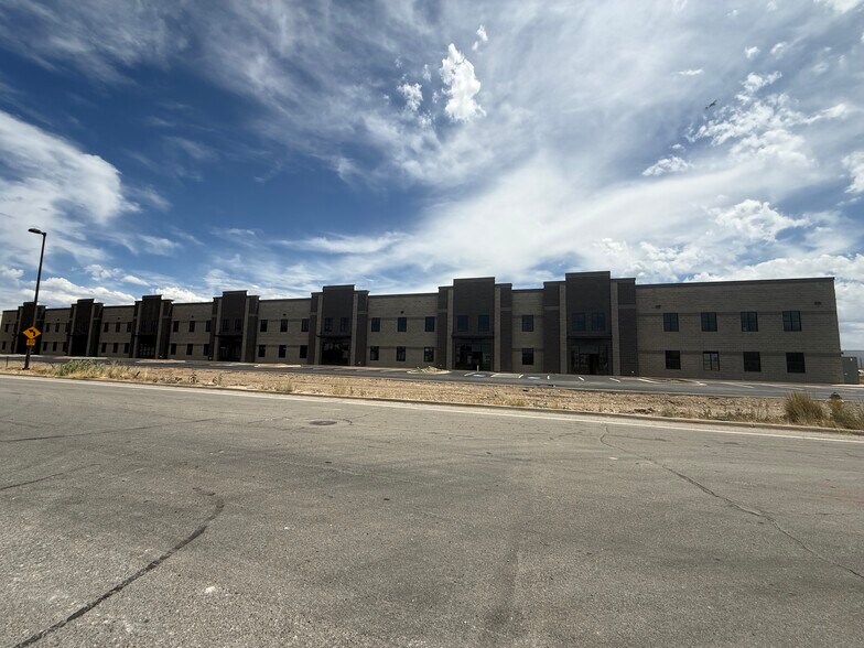 More Photos Of 160 Apollo rd, Salt Lake City Warehouse For Lease