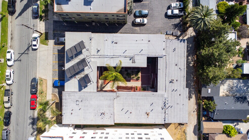 More Photos Of 627 Coronado Ter, Los Angeles Apartments For Sale