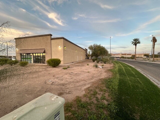 More Photos Of 775 Danenberg Dr, El Centro Storefront Retail Office For Lease