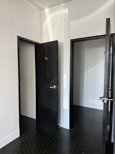 More Photos Of 101 McHenry Ave, Modesto Freestanding For Lease