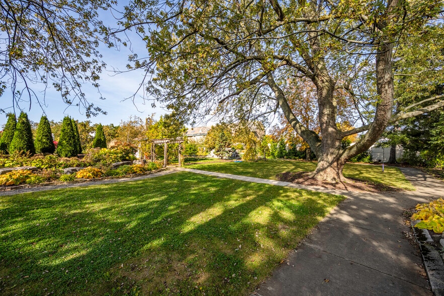 More Photos Of 94 Shoshone st, Buffalo Religious Facility For Sale