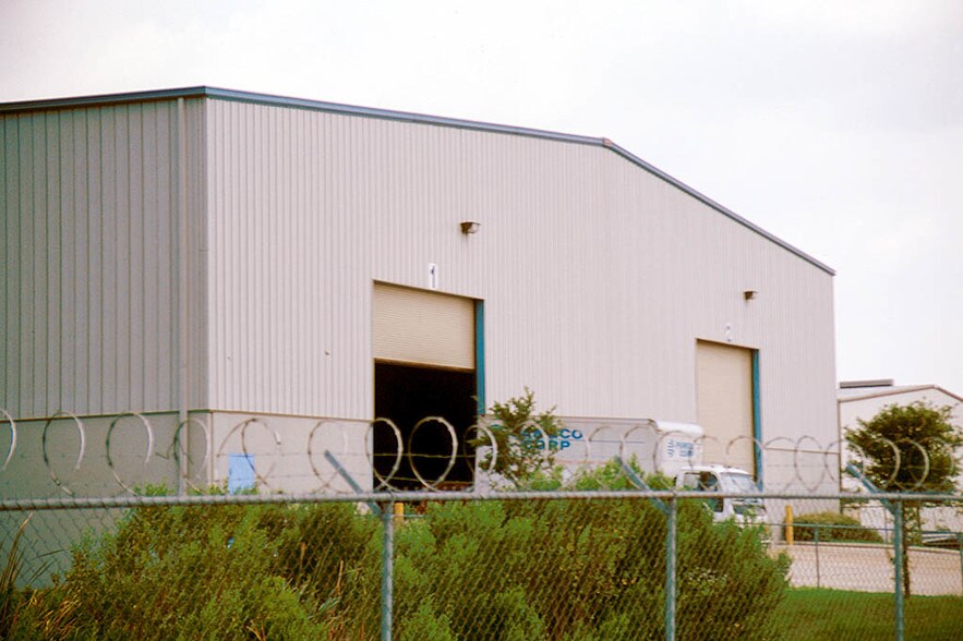 More Photos Of 1934 W Beaver St, Jacksonville Warehouse For Lease