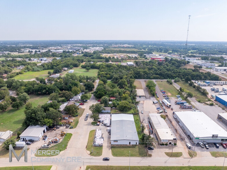 More Photos Of 2100 S I 35 Service Rd, Oklahoma City Warehouse For Lease