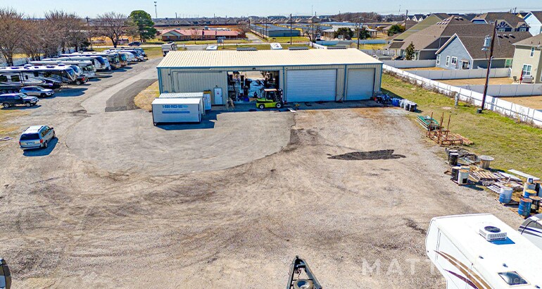More Photos Of 10615 Fishtrap Rd, Aubrey Industrial For Lease