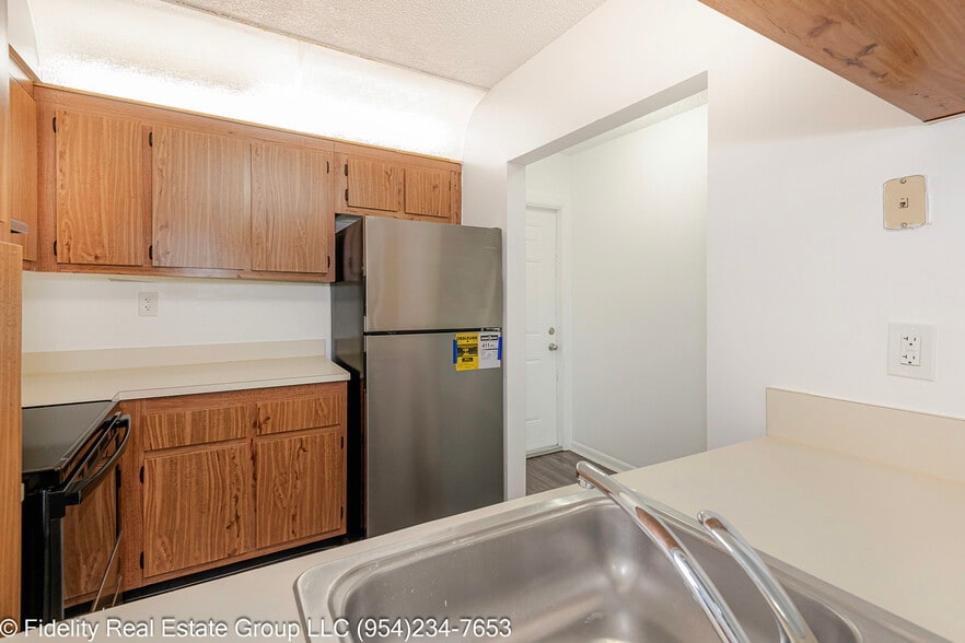 More Photos Of 11430-11442 NW 45th St, Coral Springs Apartments For Sale