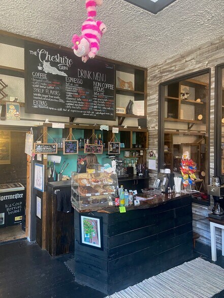 More Photos Of 1926 Cherokee St, Saint Louis Storefront Retail Residential For Sale