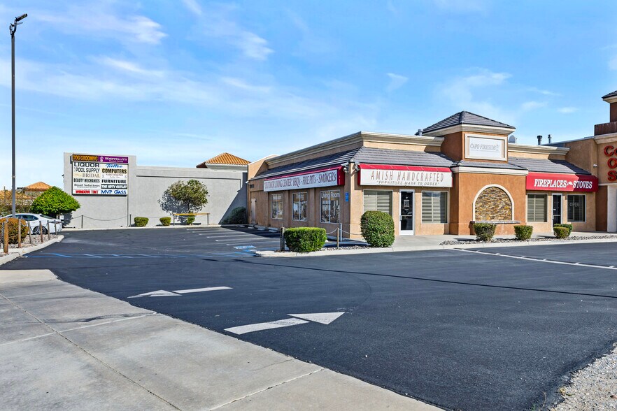 More Photos Of 12033 Mariposa Rd, Hesperia Freestanding For Lease