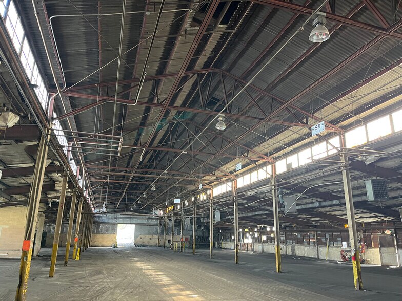 More Photos Of 1940 Murphy Ave SW, Atlanta Warehouse For Lease