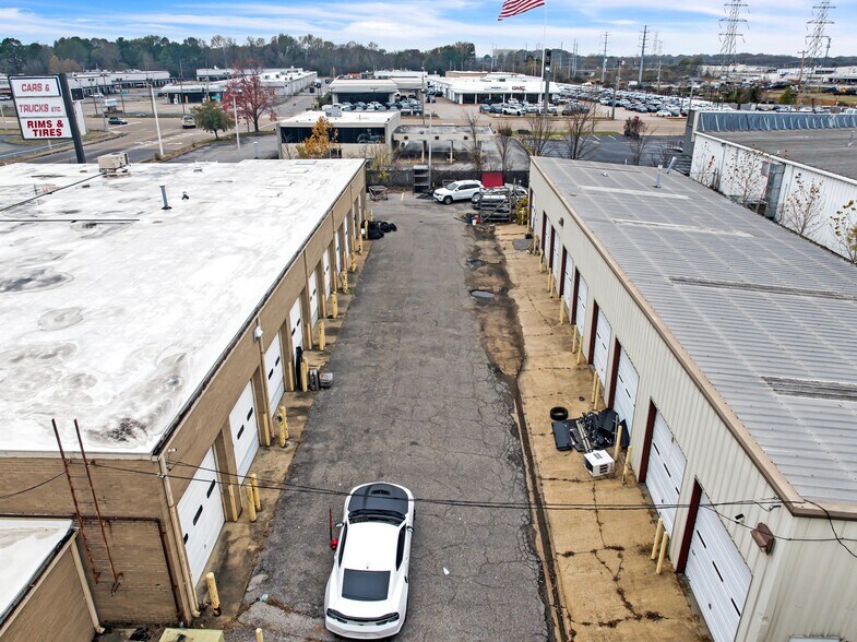 More Photos Of 5390 Fox Plaza Dr, Memphis Auto Repair For Sale