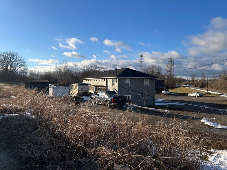 More Photos Of 1371 Shaw Ln, Xenia Industrial For Sale