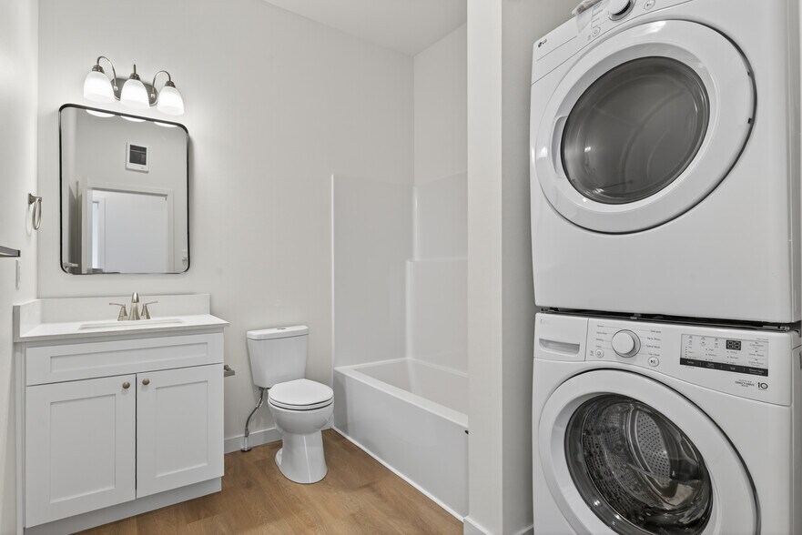 More Photos Of 3254 SE 90th Pl, Portland Apartments For Sale